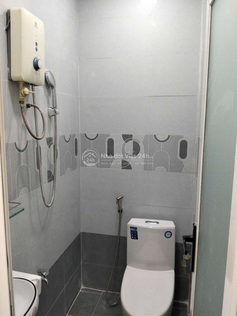 NHÀ ĐẸP 3 TẦNG QUẬN 8 – NỞ HẬU - 3PN LỚN - GIÁ 5.55 TỶ - HẺM BA GÁC