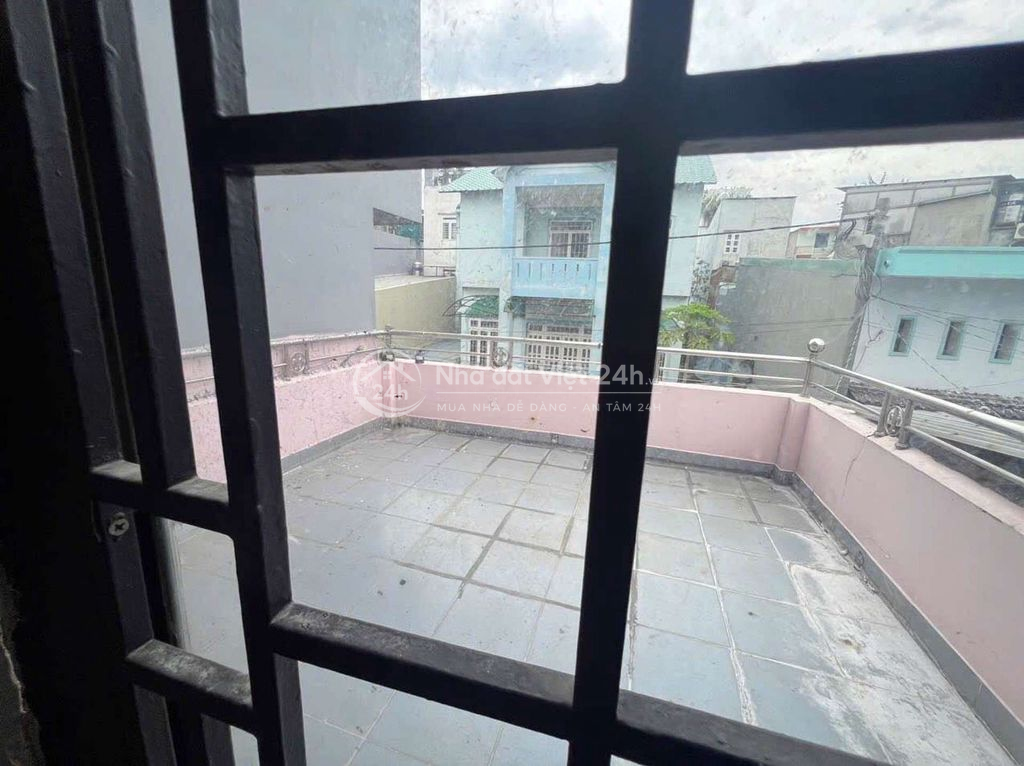  Nhà 2 tầng Hương Lộ 2- kế siêu thị, bình tân giá nhỉnh 3tỷ 