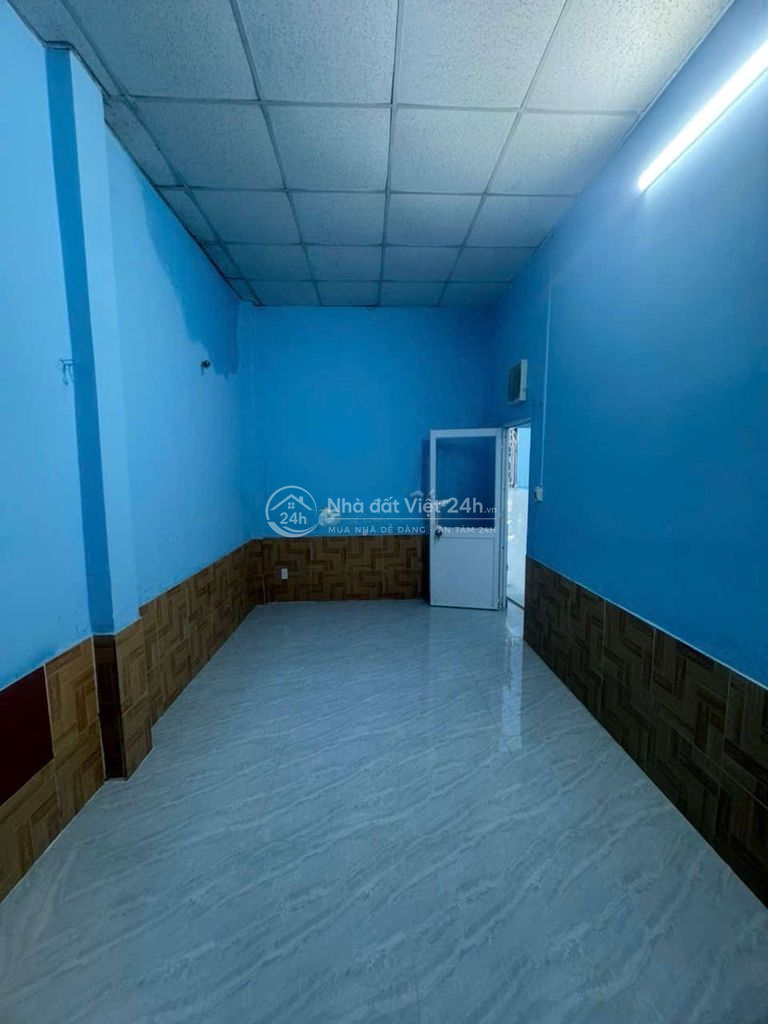 Nhỉnh 4tỷ - DT hơn 50m2 - Phan Huy Ích - Sát MT 30m
