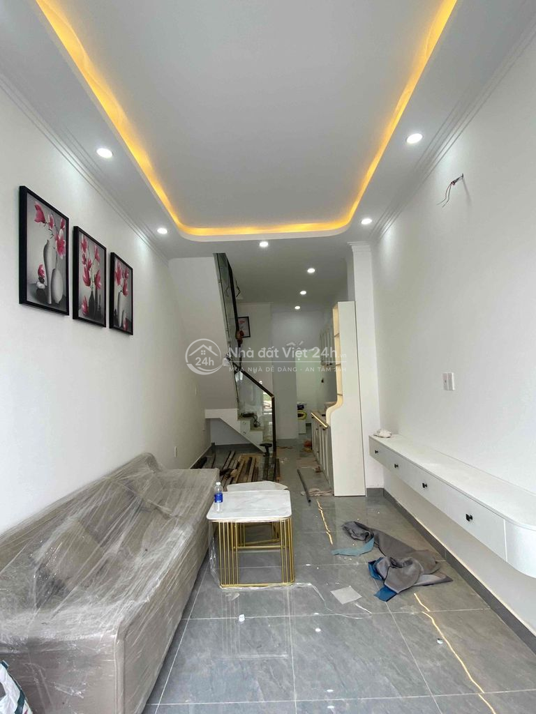 nhà hẻm xe hơi tới nhà ngang 3 dài 12m trệt lầu 3pn