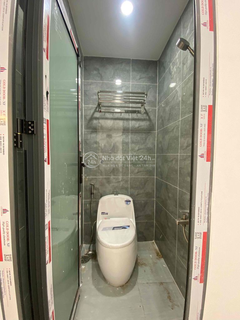 nhà hẻm xe hơi tới nhà ngang 3 dài 12m trệt lầu 3pn