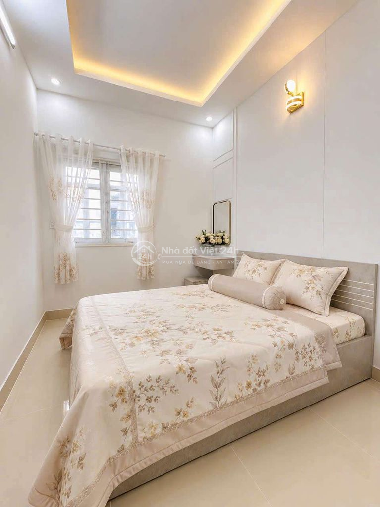 Nhà ngay đường dương cát lợi,sát quận 7 ,sổ sẵn công chứng sang tên.