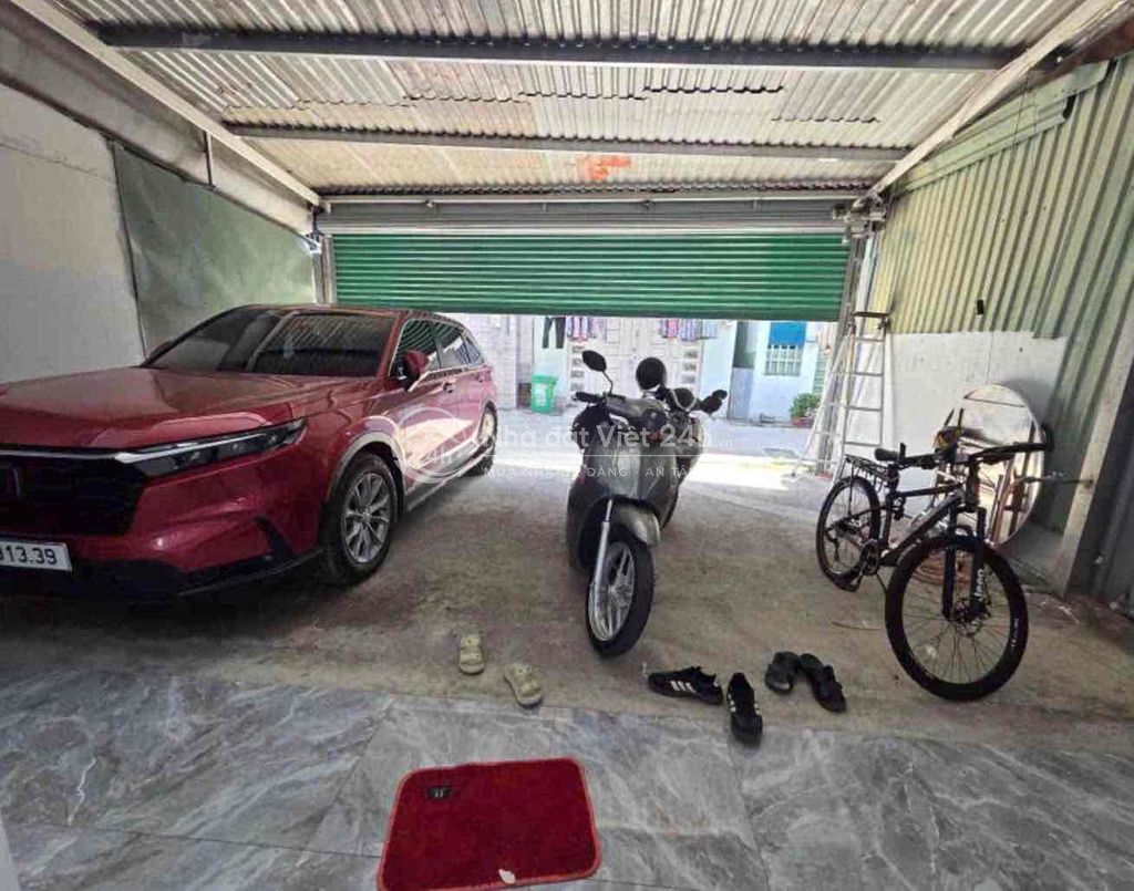 NHÀ HẺM XE TẢI LÊ LỢI, HÓC MÔN – 98M² – Ô TÔ ĐẬU TRONG NHÀ – CHỈ 3,6