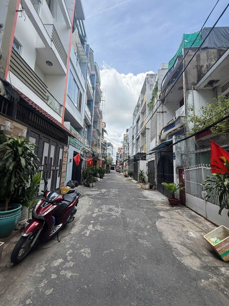 Bán nhà HXH 6m Luỹ Bán Bích, q. Tân Phú, 4x16m, 3 Lầu, giá 8,2 tỷ