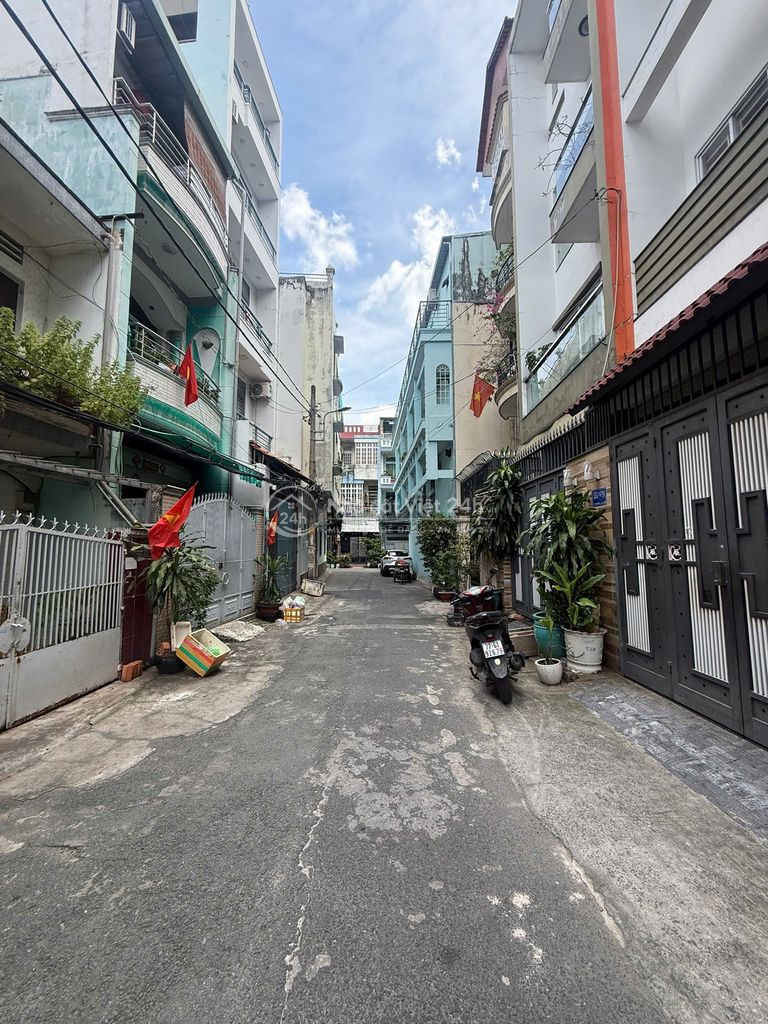Bán nhà HXH 6m Luỹ Bán Bích, q. Tân Phú, 4x16m, 3 Lầu, giá 8,2 tỷ