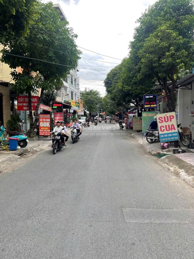 Bán nhà MTKD Hà Thị Đát, q. Tân Phú, 4x21m, 2 Lầu ST, giá 11,8 tỷ