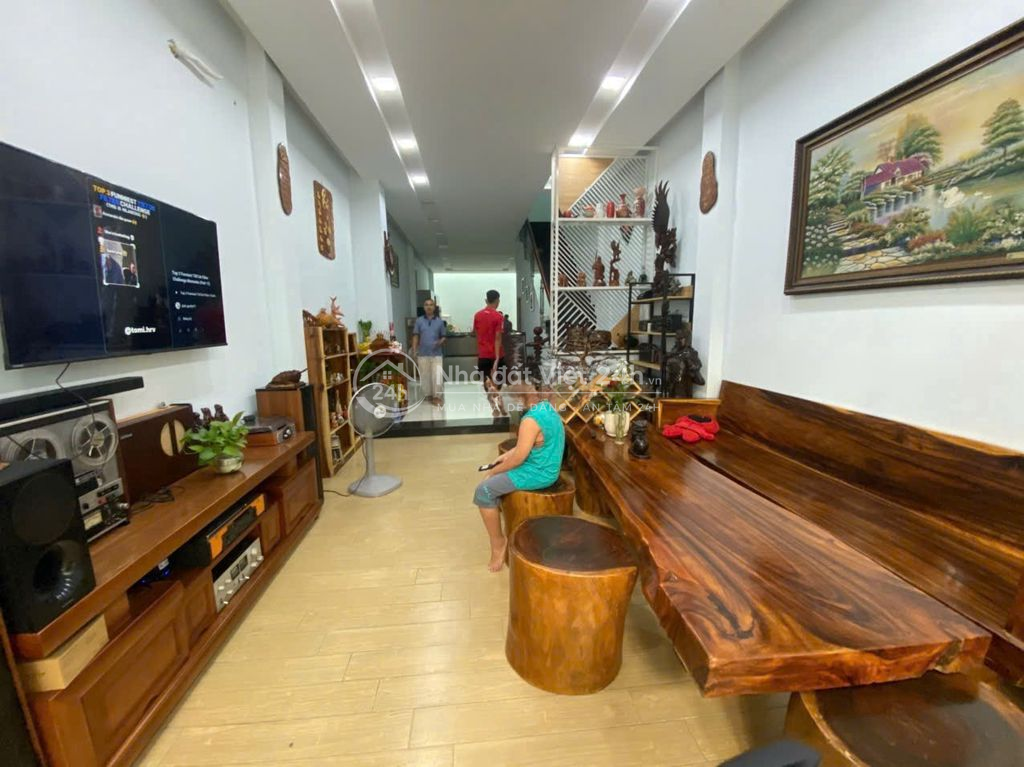 Bán nhà MTKD Hà Thị Đát, q. Tân Phú, 4x21m, 2 Lầu ST, giá 11,8 tỷ