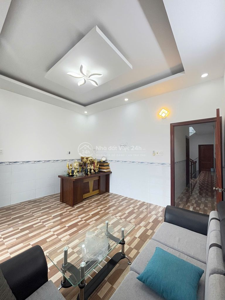 CHÍNH CHỦ BÁN NHÀ MT NGUYỄN CHÁNH, KDC 586 – 1T3L – 117,5M²