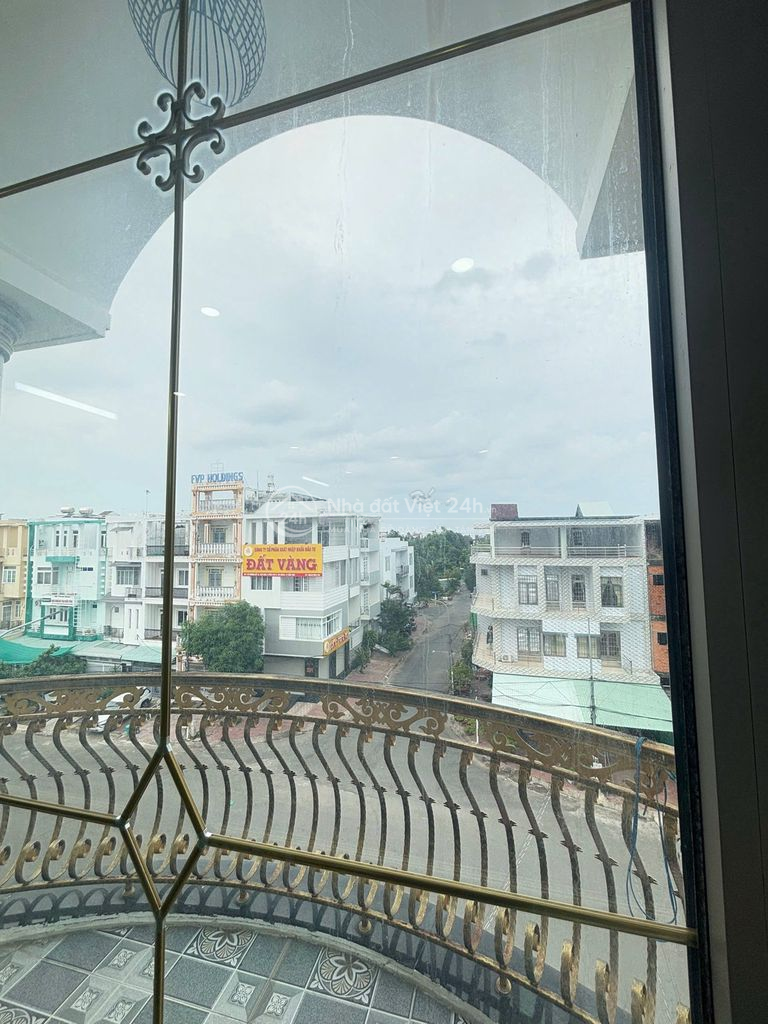 CHÍNH CHỦ BÁN NHÀ MT NGUYỄN CHÁNH, KDC 586 – 1T3L – 117,5M²