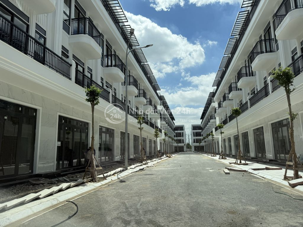 Him Lam Hải Phòng chỉ với 3,5 tỷ - 1 căn liền kề 4 tầng hiện đại