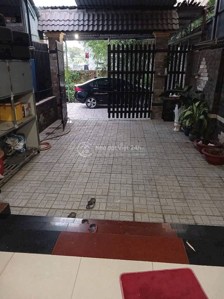 Nhà Bình Nhâm Sân Ô Tô 175m2