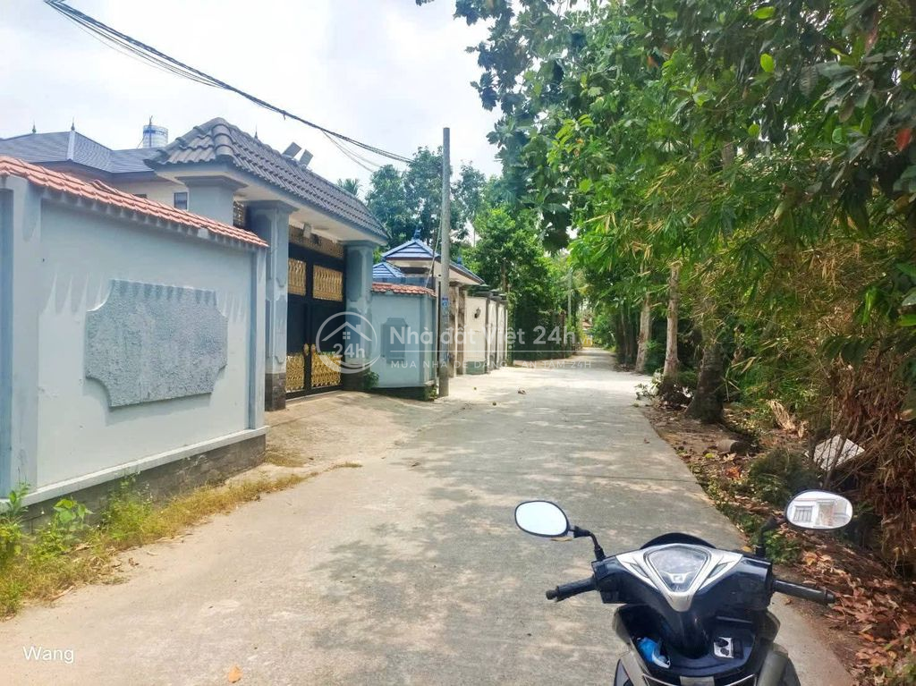 Nhà Bình Nhâm Sân Ô Tô 175m2