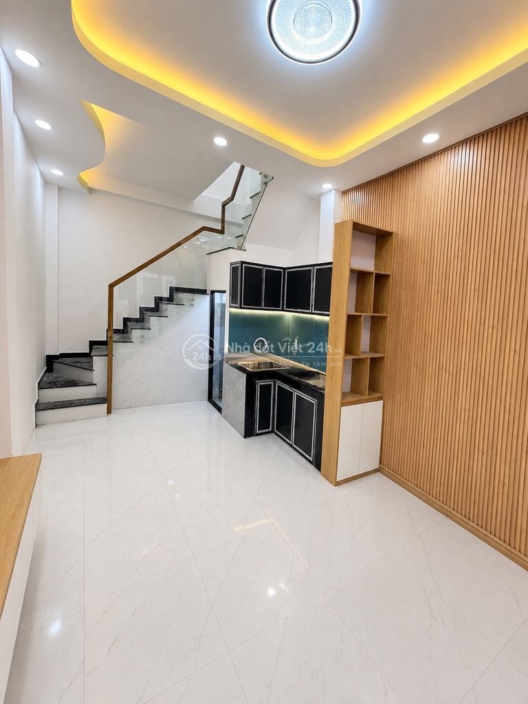 Nhà mới (DT:3,5x7m) Tô Ký Q12 ngay Cây xăng Đông Bắc Giá 1tỷ080tr (TL)