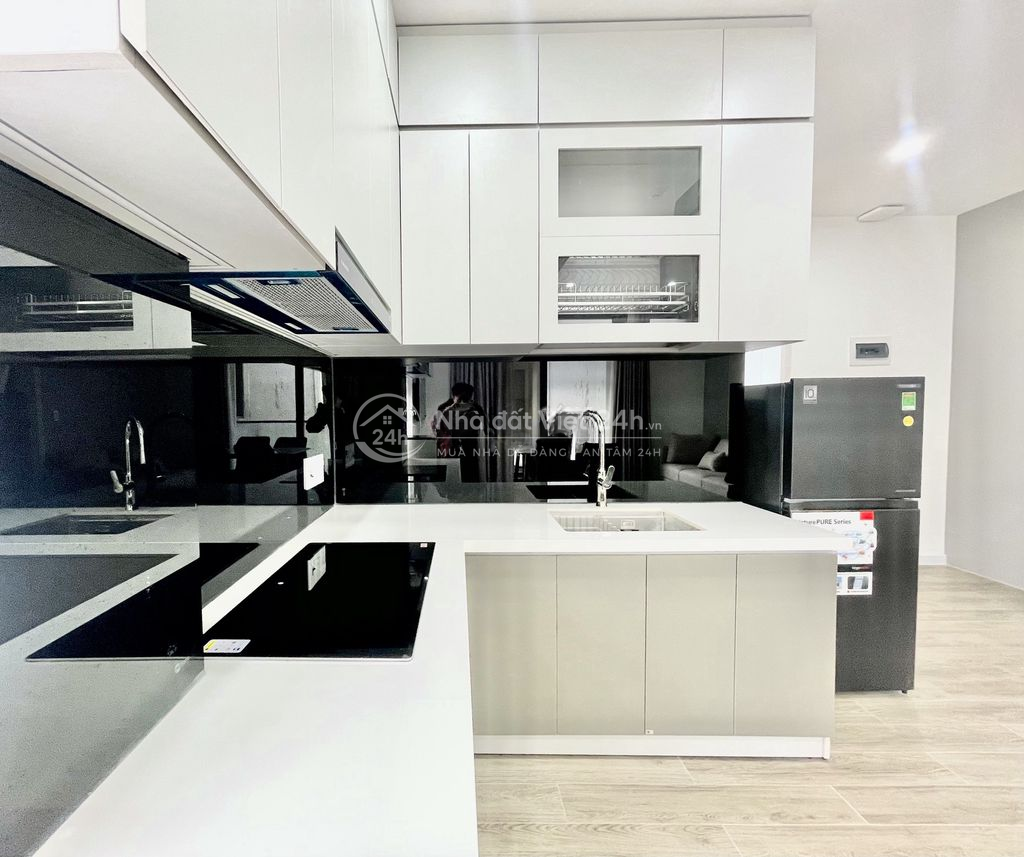 CHO THUÊ CĂN HỘ 2 PN 1 WC MỚI 100% GIÁ 14 TRIỆU/THÁNG KHU VỰC PHƯỜNG 8