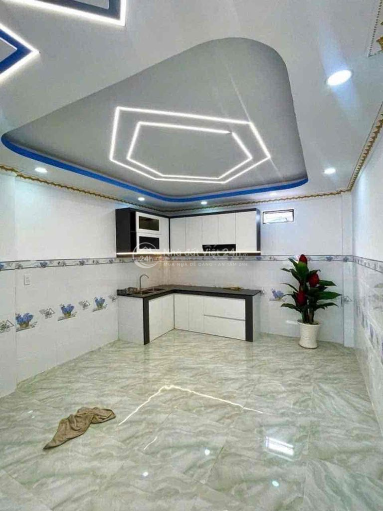 Bán nhà 2 tầng 40m2 hẻm xe tải 4x10 Hương Lộ 2 Bình Tân