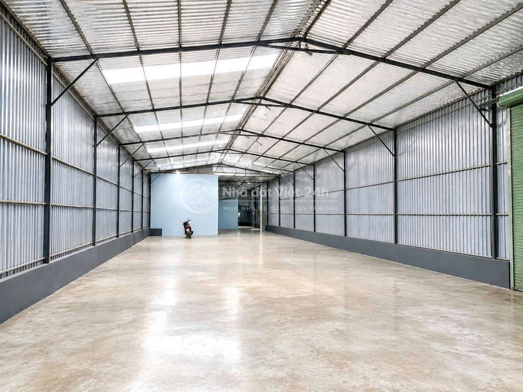 Kho Xưởng Cho Thuê,ấp 2,xuân thới thượng,Hóc Môn,300m,18 triệu.giá rẽ