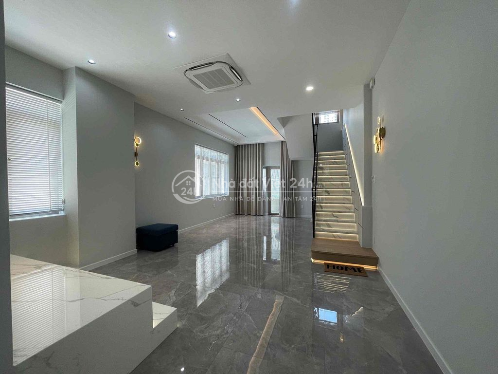 CHO THUÊ NHÀ PHỐ QUẬN 7 4PN+4WC NTCB 40 TRIỆU/ THÁNG