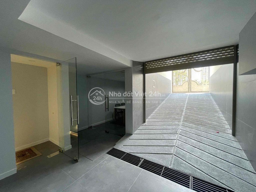 CHO THUÊ NHÀ PHỐ QUẬN 7 4PN+4WC NTCB 40 TRIỆU/ THÁNG