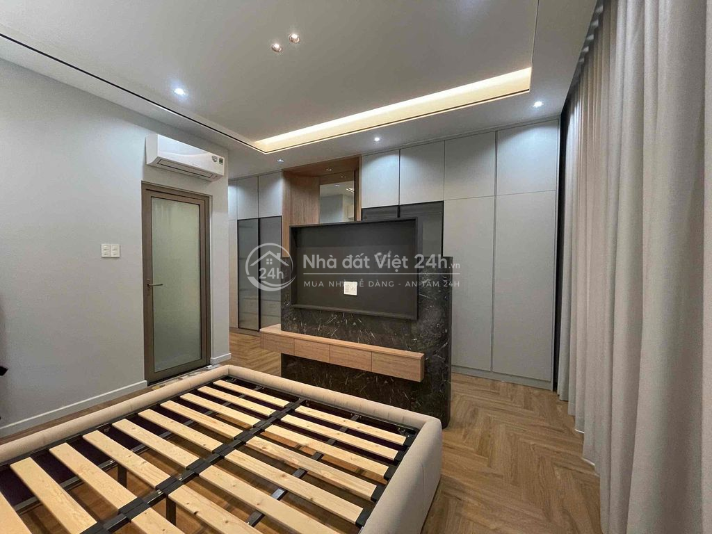 CHO THUÊ NHÀ PHỐ QUẬN 7 4PN+4WC NTCB 40 TRIỆU/ THÁNG