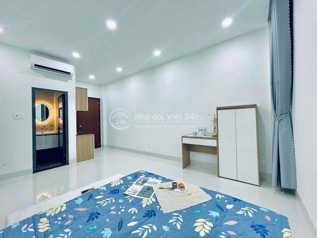 PHÒNG SIÊU THOÁNG 30M2 NGAY HOÀNG HOA THÁM