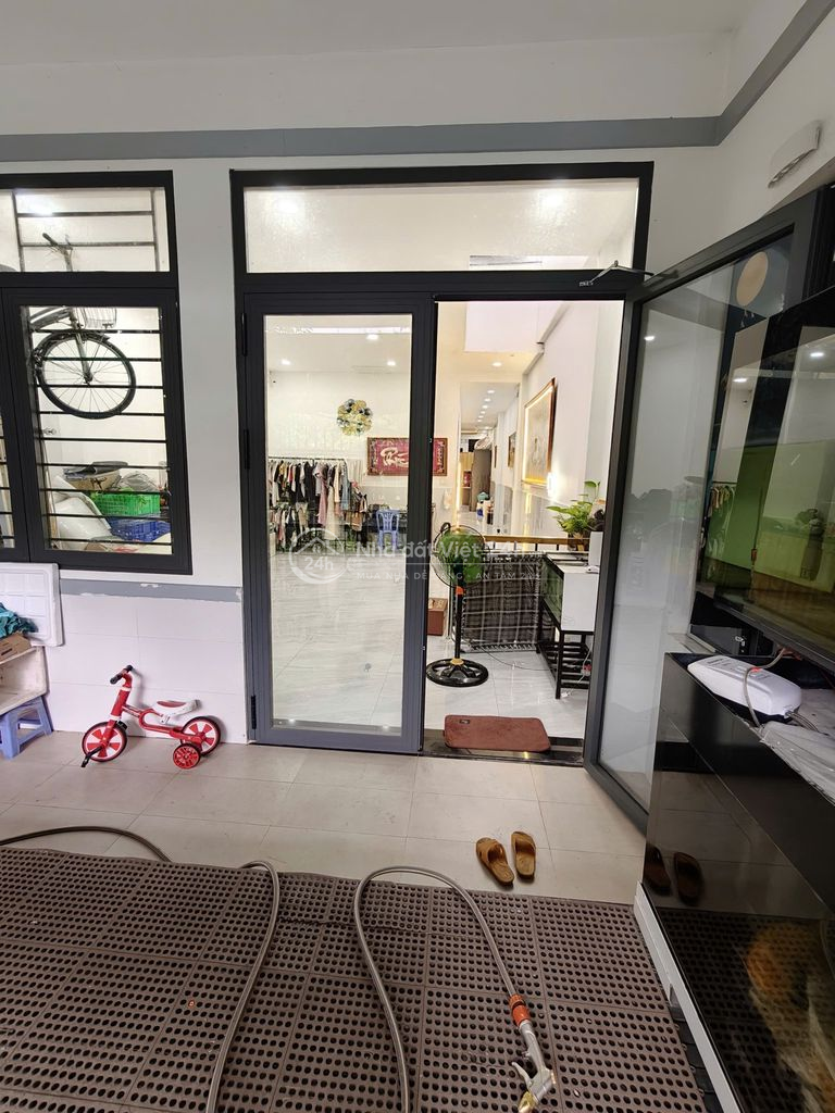 CHÍNH CHỦ BÁN NHÀ HOÀN CÔNG – ĐỐI DIỆN CÔNG VIÊN KDC BICONSI