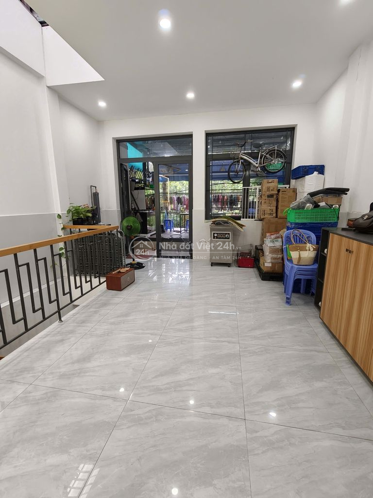 CHÍNH CHỦ BÁN NHÀ HOÀN CÔNG – ĐỐI DIỆN CÔNG VIÊN KDC BICONSI