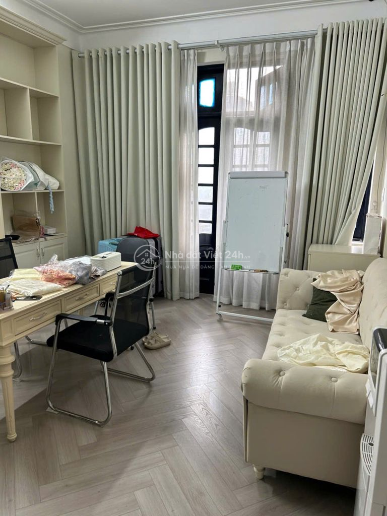 Cho thuê nhà MP Tuệ Tĩnh 75m x 5T Kinh Doanh mọi Mô Hình....