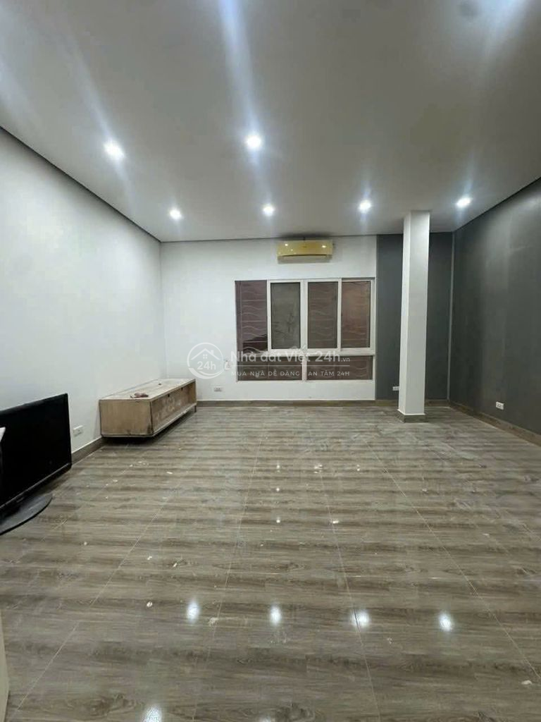Cho thuê nhà Cửa Bắc, 50mx4p khép kín gần THPT Phan Đình Phùng