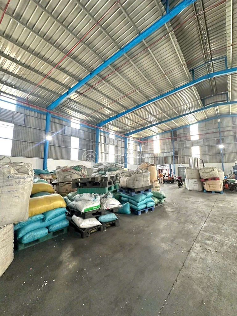 xưởng 1000m² giá 80 triệu cụm CN Đức Hòa Long An