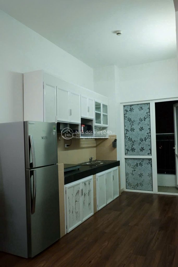 Cho thuê chung cư CT2A 36 Hoàng Cầu 60m², 2PN, sát hồ chỉ 15 triệu