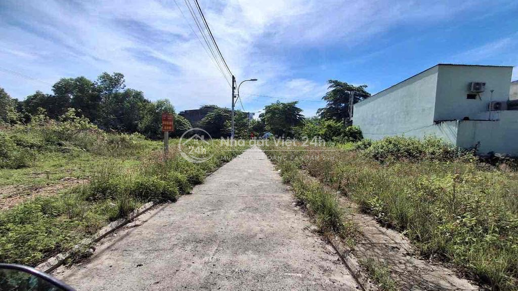 BÁN NHÀ ĐẸP KHU TDC ĐẤT LÀNH