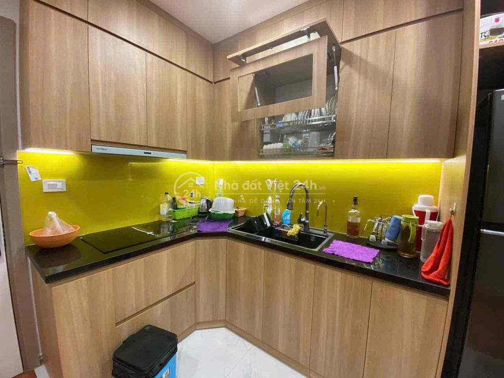 cần bán 2 ngủ 55m imperia 3.5 Tỷ Vinhomes Smart city