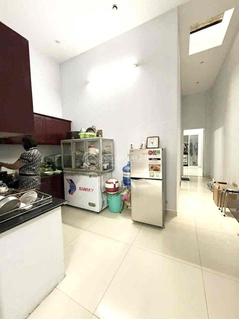Bán nhà Lê Văn Khương Quận 12, 88m2 hẻm 6m ô tô  gần chợ Thiết