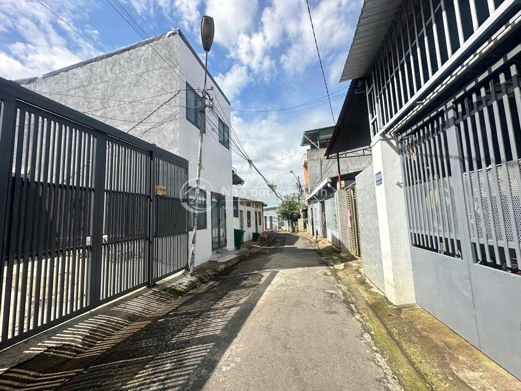 HOT Hẻm 153 Phan Chu Trinh 4,3x23m đường nhựa chỉ 2,59 tỷ