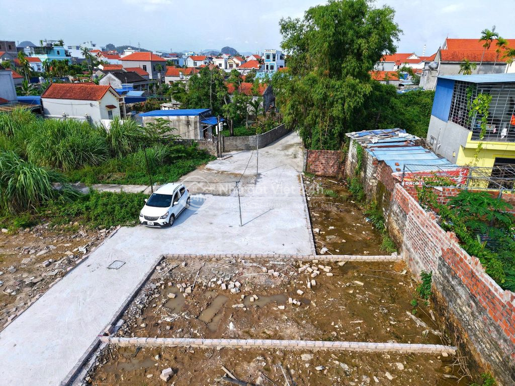 Bán đất
