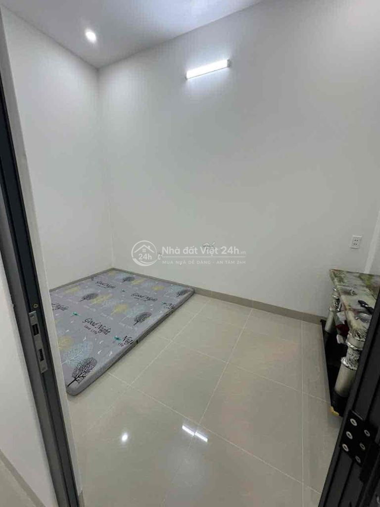 NHÀ MẶT TIỀN VÕ VĂN KIỆT