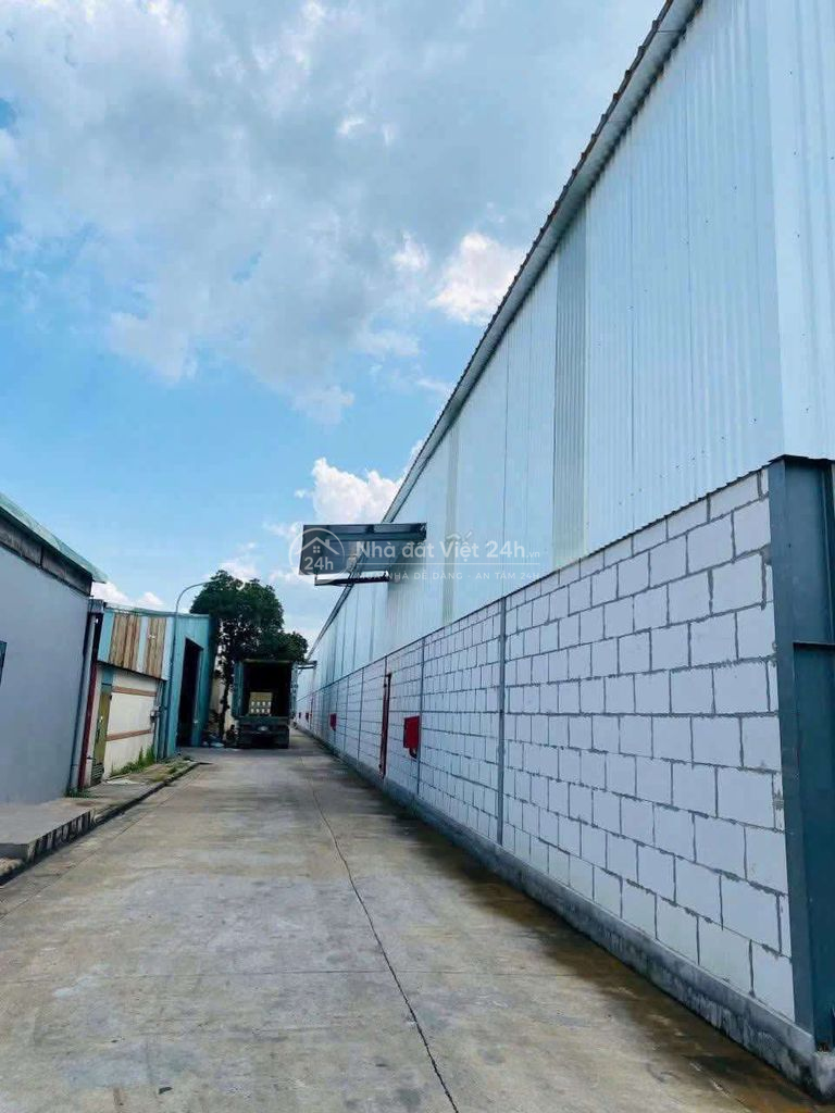 kV 8.000m² xưởng 4.000m² giá chỉ 63k/m Long An giáp Bình Chánh