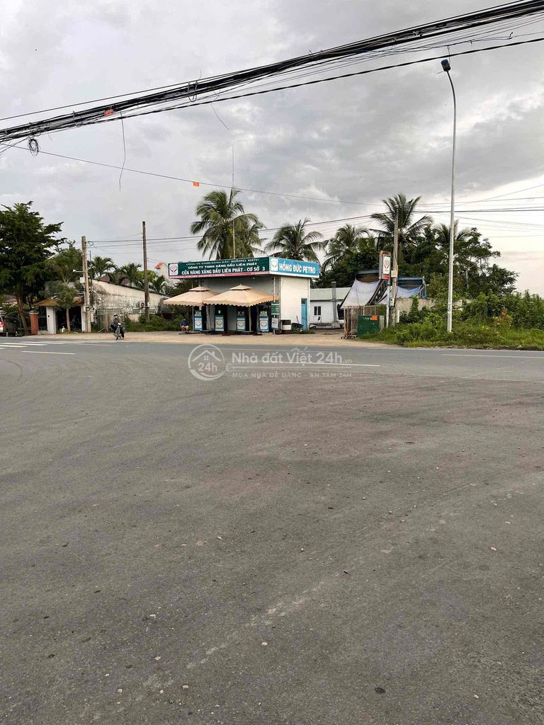 E cần bán 800m đất có 300m thổ cư