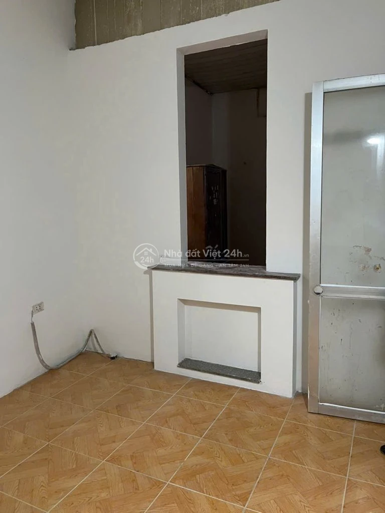 Cho thuê nhà  Cầu Bươu (ngõ ô tô) - Phan Trọng Tuệ 70m khép kín