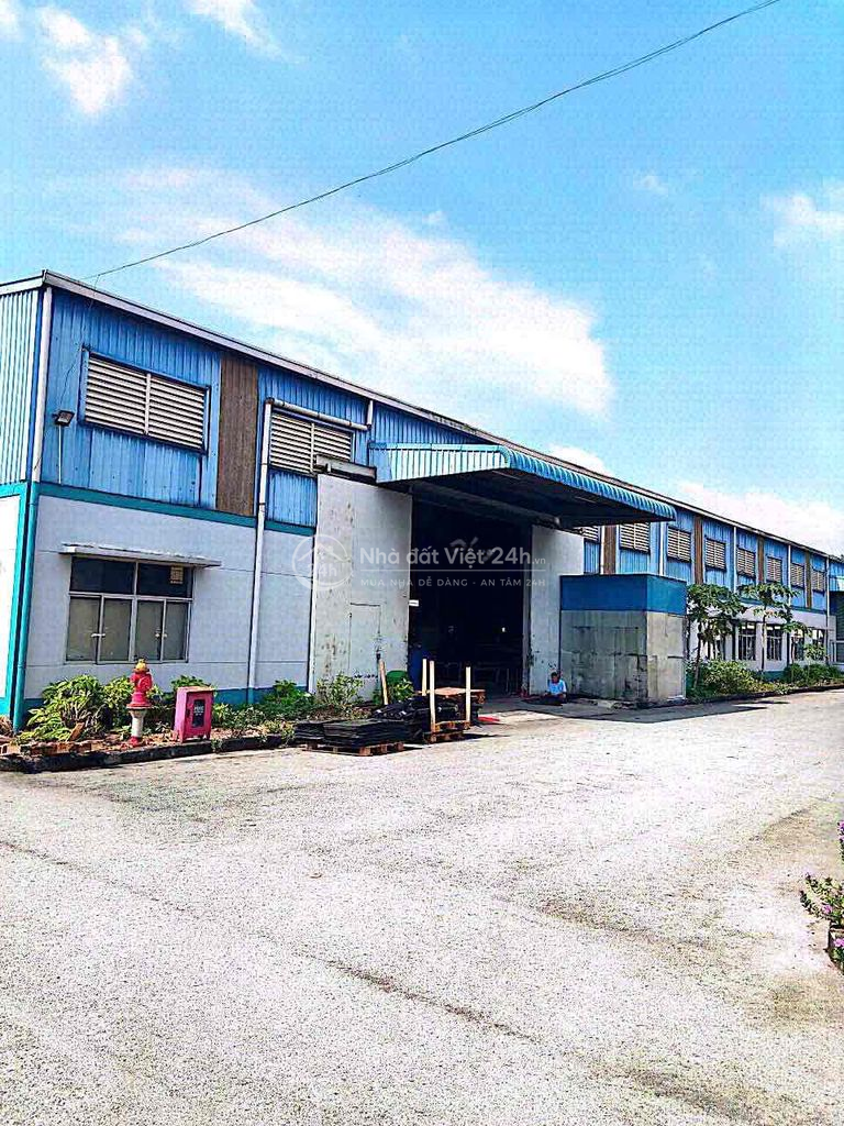 Bán xưởng 9800m2 tại KCN Long Thành, giá chỉ 68 tỷ