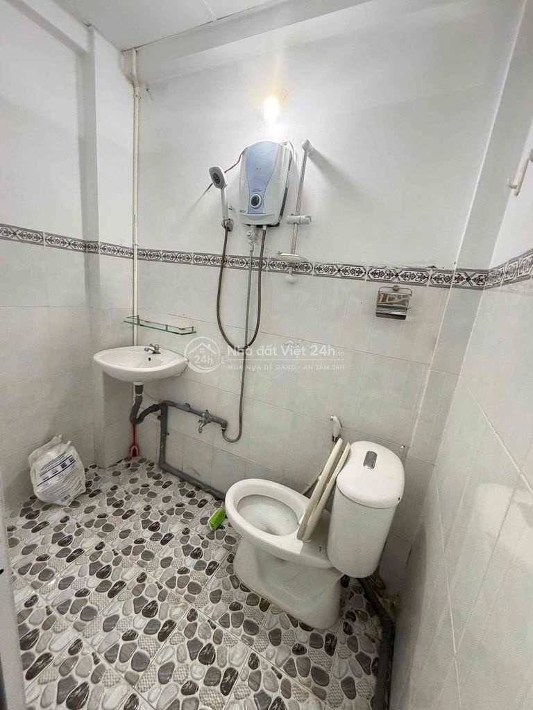 Nhà trệt lửng gần chợ An Khánh