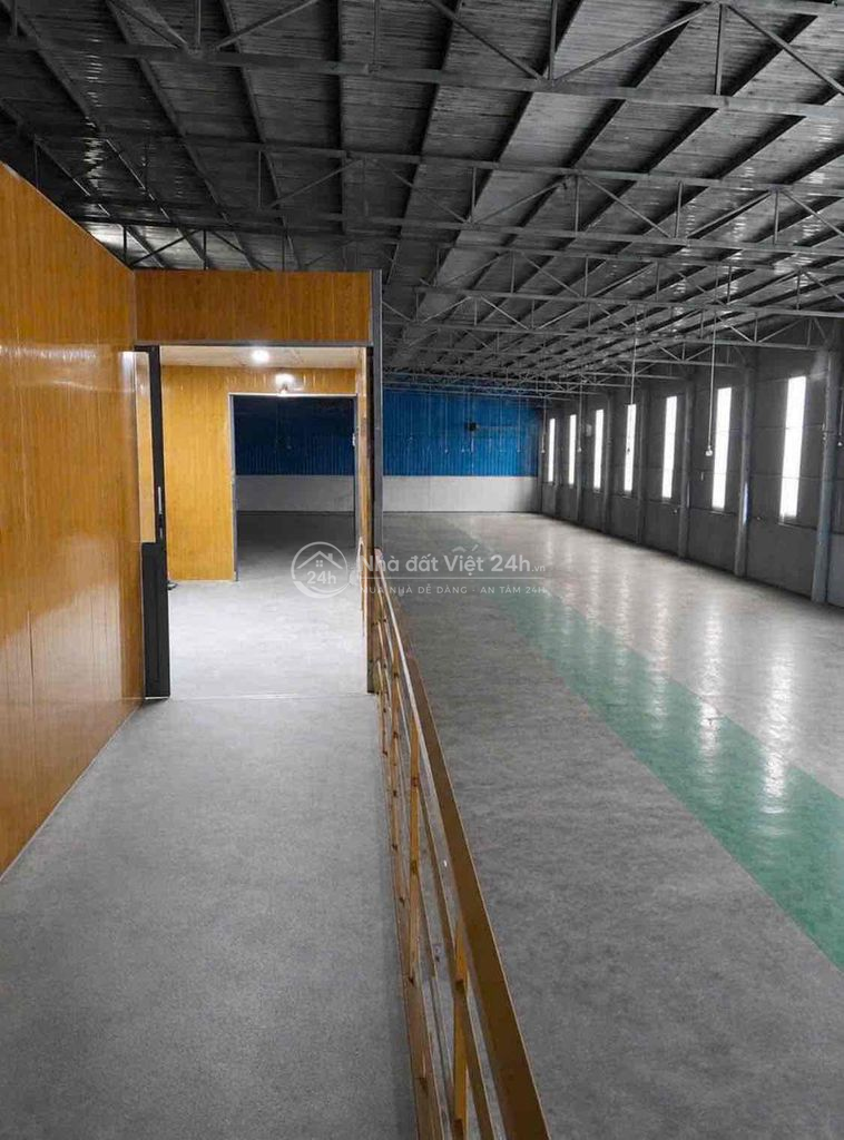 Cho thuê xưởng 2200m2 CCN Thiện Tân, giá chỉ 70 triệu