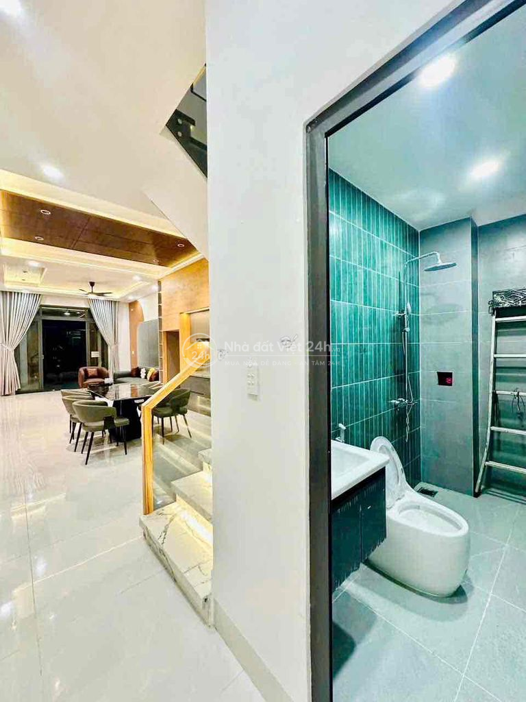 Nhà lầu p Trảng Dài full thổ cư