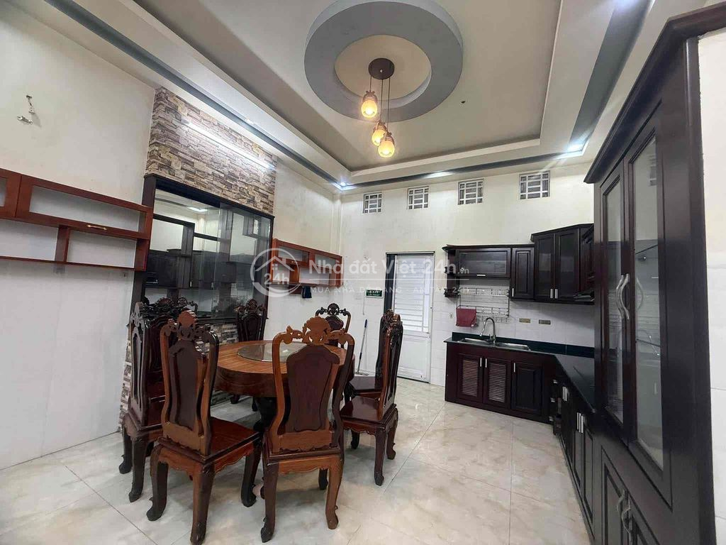 Nhà 4pn 4wc KDC Hưng Phú 1