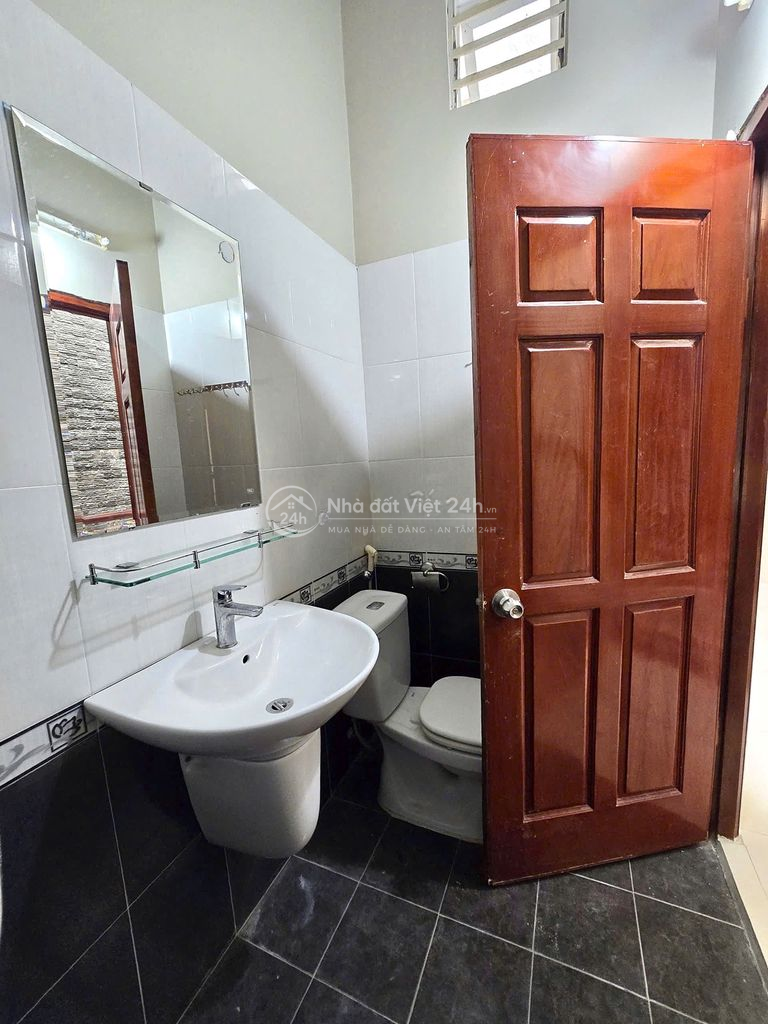 Nhà 2 lầu 3PN Có Nội Thất KDC 91B chỉ 12 triệu