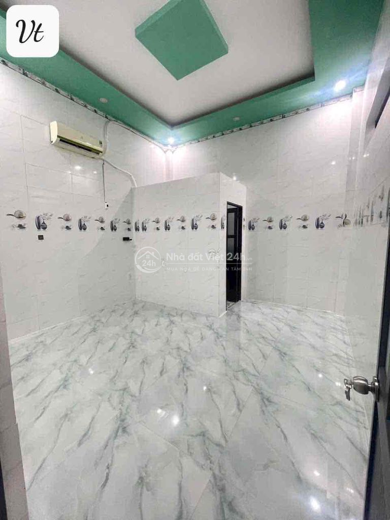 Nhà 3pn mới 99% gần Đền Hùng