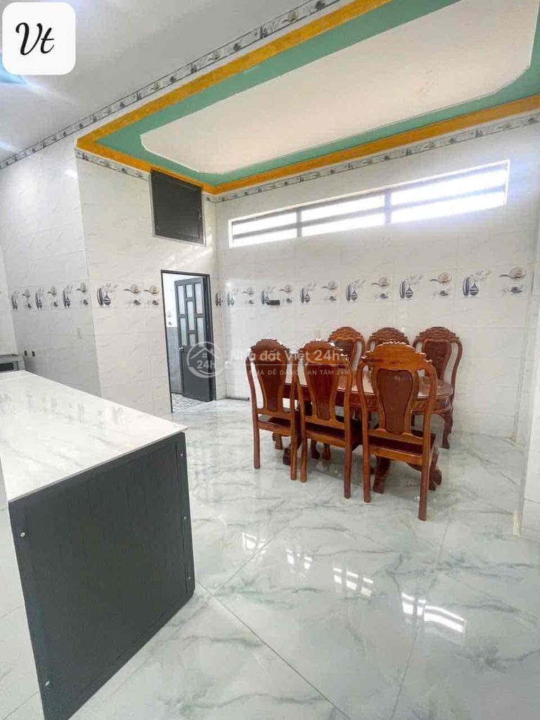 Nhà 3pn mới 99% gần Đền Hùng