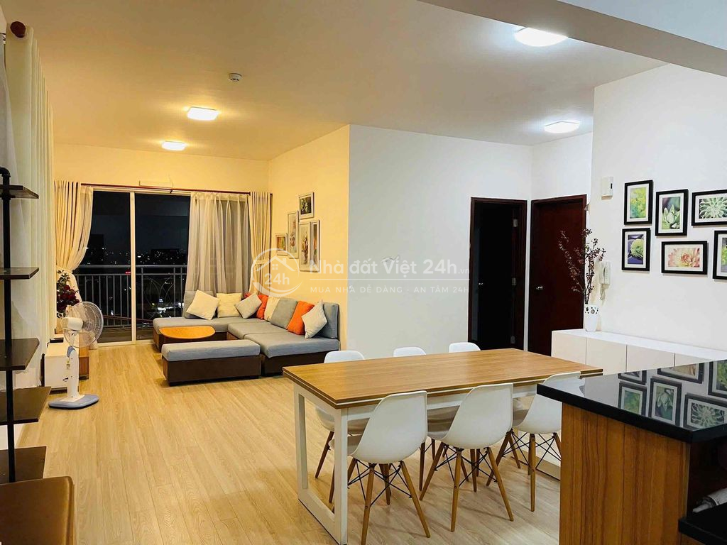 Còn 3 căn hộ Amber Court 2-3PN Full nội thất, sạch sẽ ,nhận nhà ở ngay