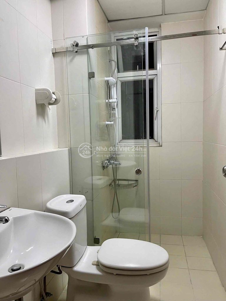 Còn 3 căn hộ Amber Court 2-3PN Full nội thất, sạch sẽ ,nhận nhà ở ngay