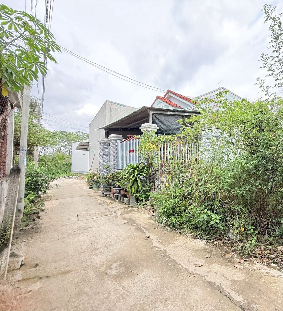 ĐẤT GÒ CÔNG GIÁ CHỈ 690 TRIỆU – HẺM Ô TÔ, THỔ CƯ ĐÔ THỊ, XÂY NHÀ NGAY!